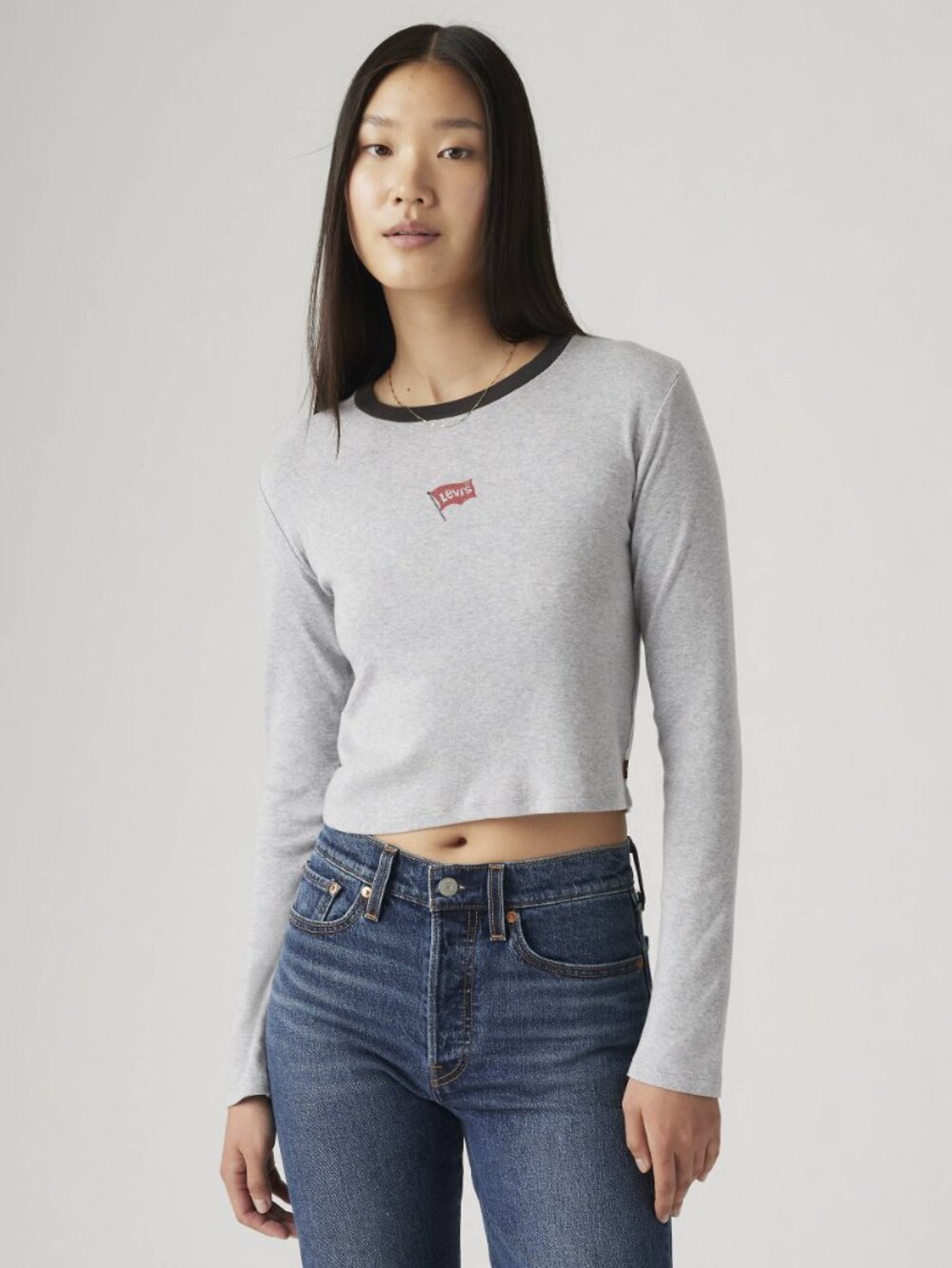 EUC Levi’s Y2K Cropped Long Sleeve Top Gray Logo Tee Size Small